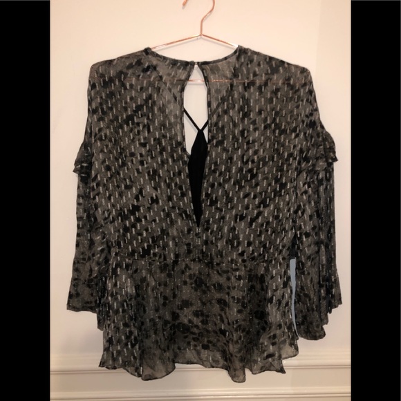 Iro Blouse - Picture 2 of 2